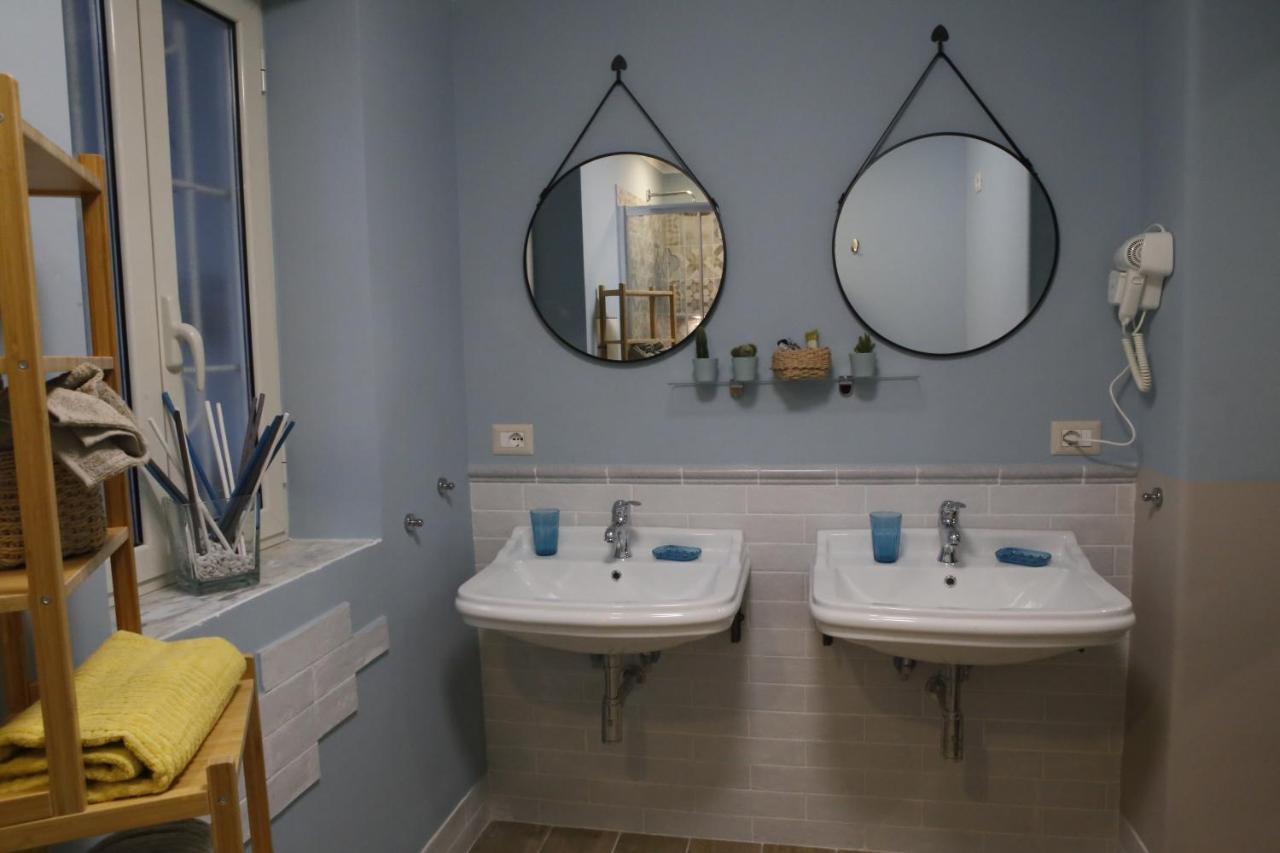 Beb Binario39 Bed & Breakfast Naples Luaran gambar