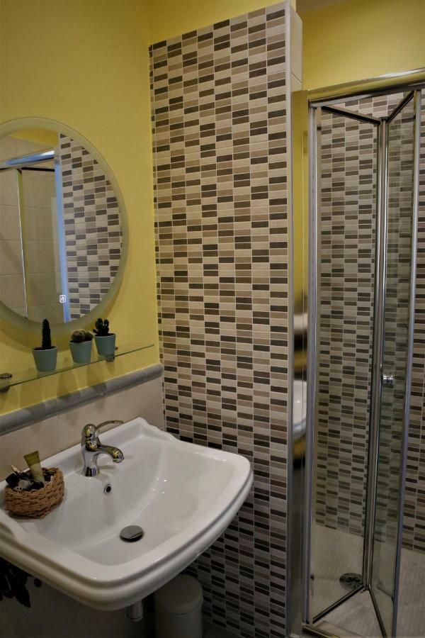 Beb Binario39 Bed & Breakfast Naples Luaran gambar