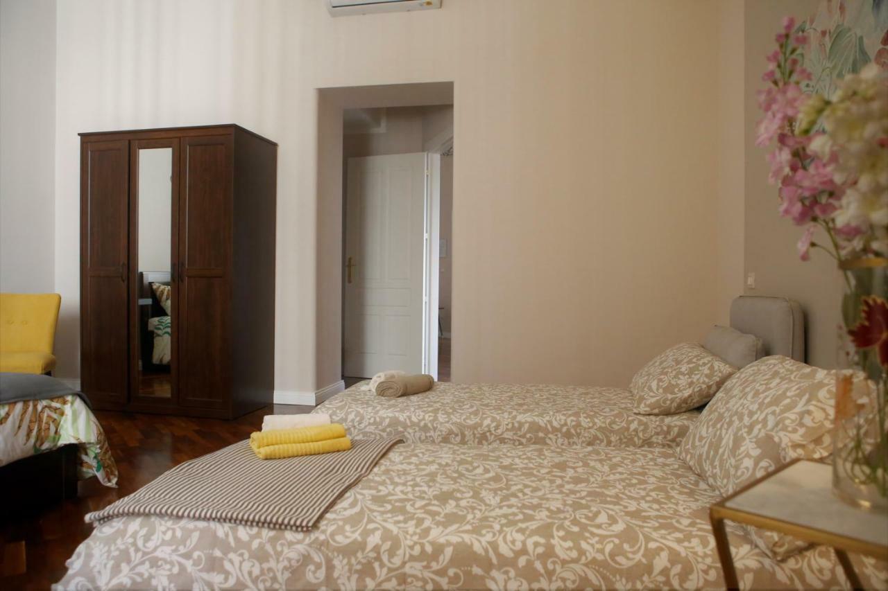 Beb Binario39 Bed & Breakfast Naples Luaran gambar